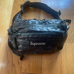 Supreme box logo bag